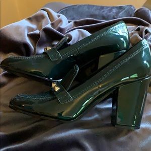 👠Marc Fisher 8 1/2 emerald green loader pumps 👠